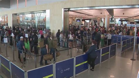 San Diego International Airport expects 300,000 travelers this July 4 weekend